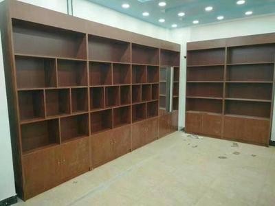 木質(zhì)展柜 (15)